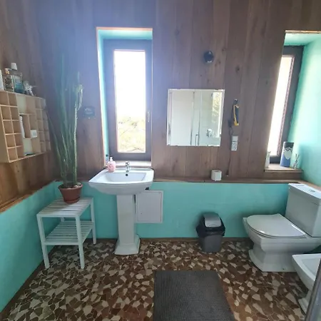דירה Guest In Private By Airport, Shared Bath, Non-smoking, Contactless Check-in, No Staff, Quiet Stay, Short *